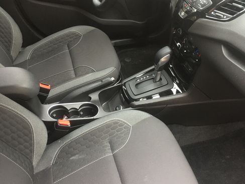 Used 2014 Ford Fiesta SE w/ Equipment Group 201A image 5