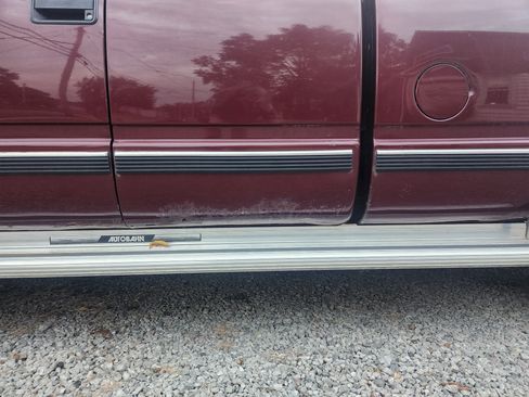 Used 1997 Chevrolet Silverado 1500 2WD Extended Cab w/ Preferred Equipment Group 2 image 2