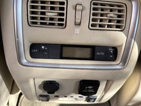 Used 2014 INFINITI QX60 AWD w/ Deluxe Touring Package image 19