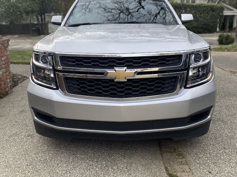 Used 2017 Chevrolet Tahoe LS w/ Enhanced Driver Alert Package image 5