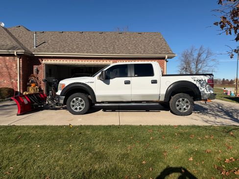 Used 2013 Ford F150 XLT w/ Luxury Equipment Group image 1