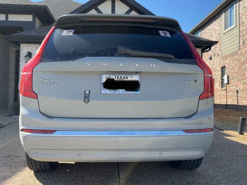 Used 2025 Volvo XC90 B6 Plus w/ Protection Package Premier image 4