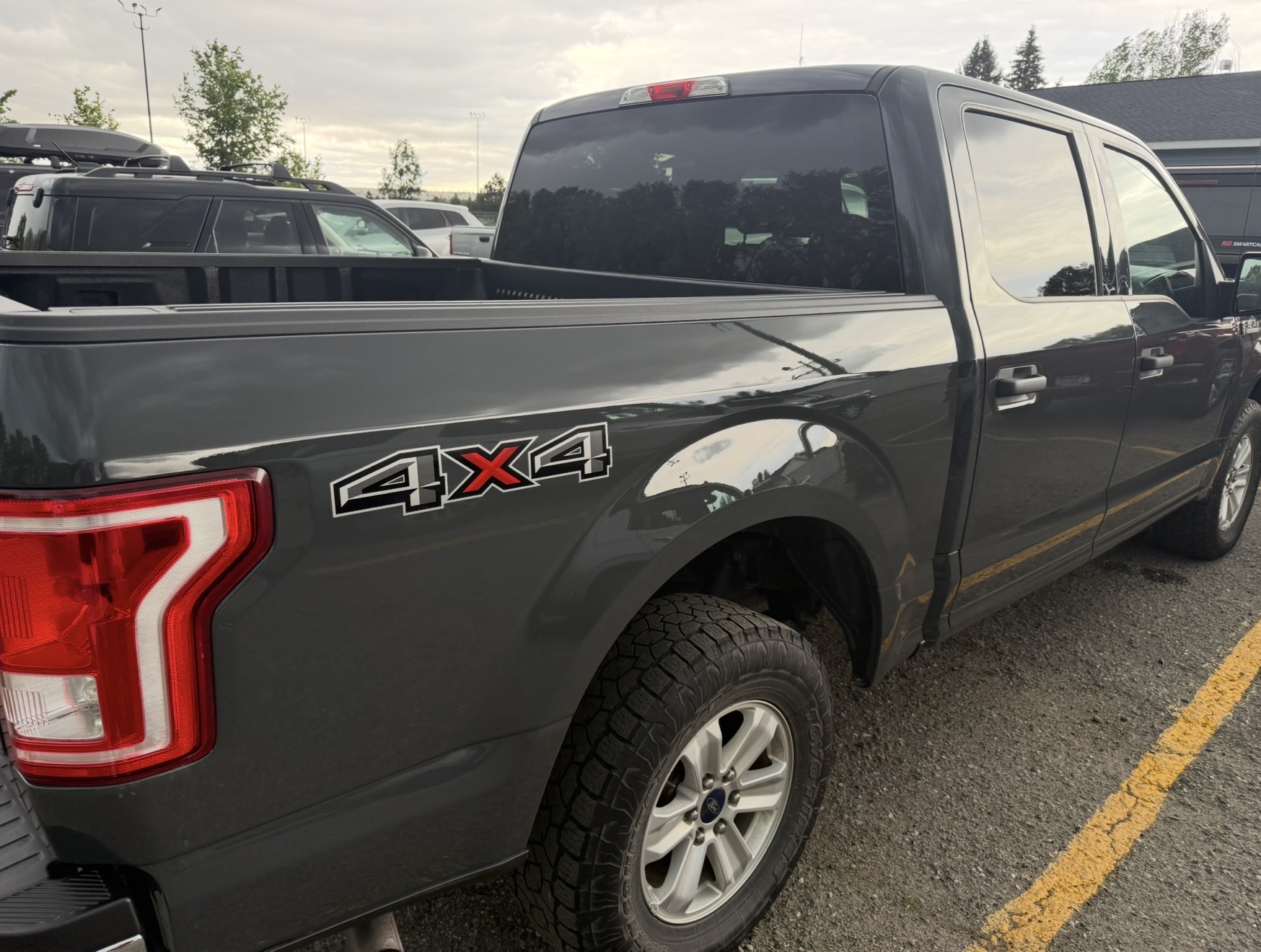 Used 2017 Ford F150 XLT AWD/4WD image 11
