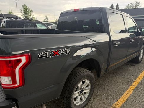 Used 2017 Ford F150 XLT AWD/4WD image 11