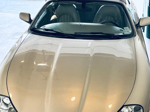 Used 2002 Jaguar XK8 Convertible image 20