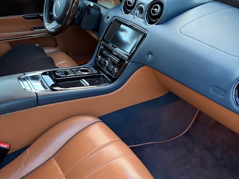 Used 2015 Jaguar XJ L Portfolio AWD/4WD image 15