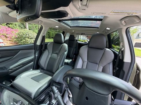 Used 2024 Subaru Ascent Onyx Edition Limited image 1