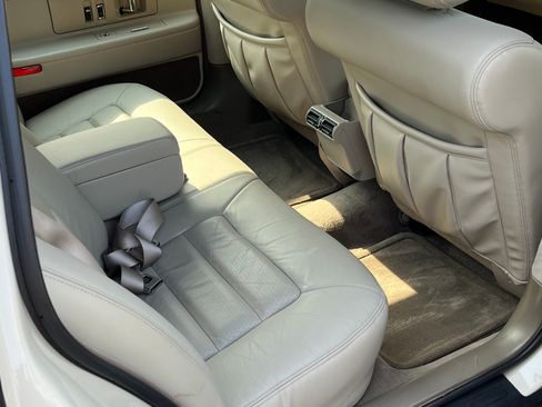 Used 1996 Cadillac De Ville Sedan FWD image 19