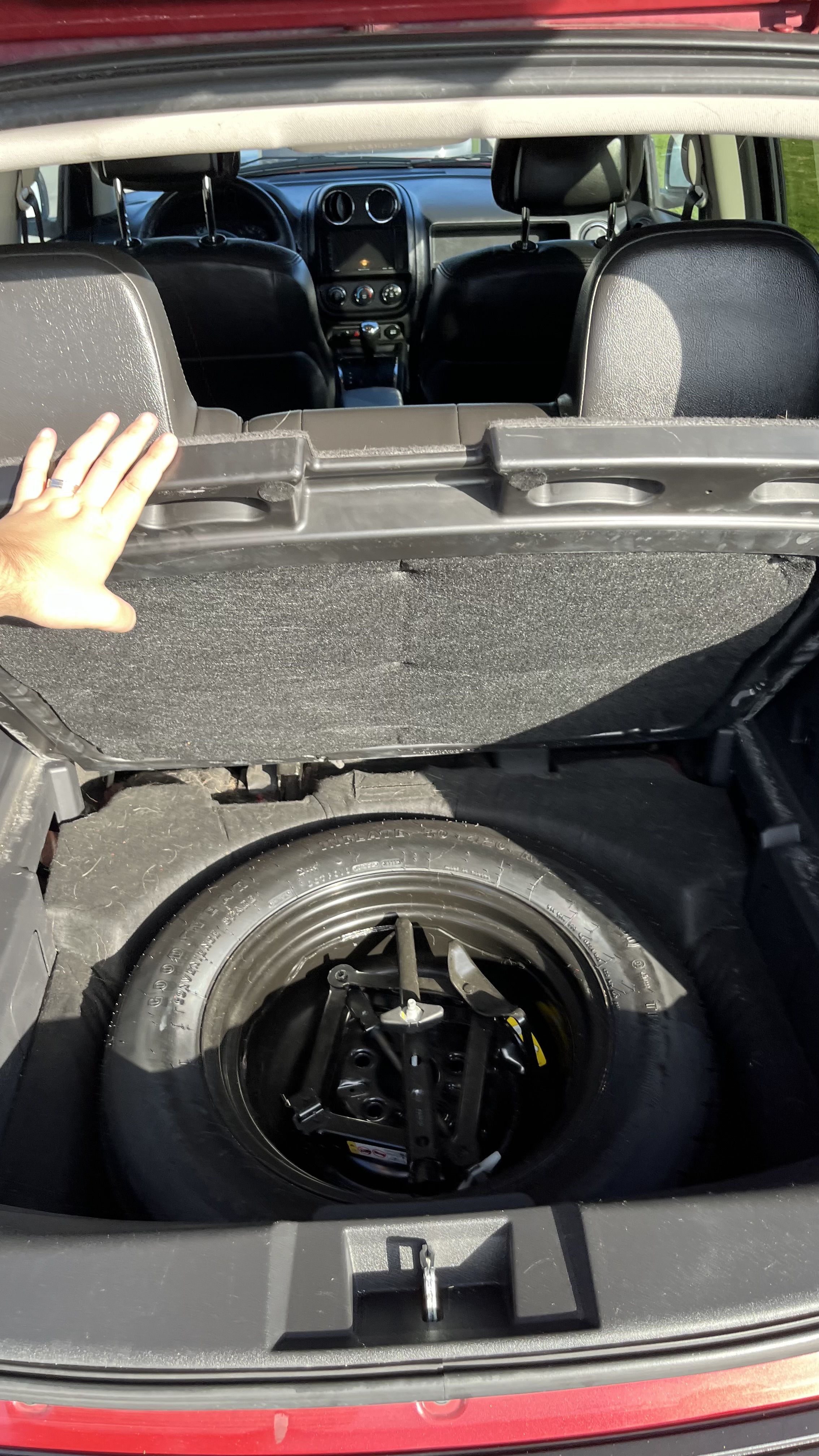 Used 2012 Jeep Compass Latitude w/ Sun/Sound Group FWD image 26