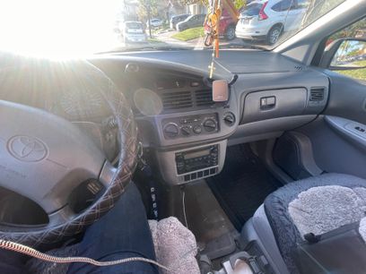 Used 2002 Toyota Sienna CE