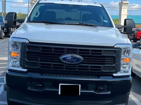 Used 2023 Ford F350 XL w/ FX4 Off-Road Package image 5