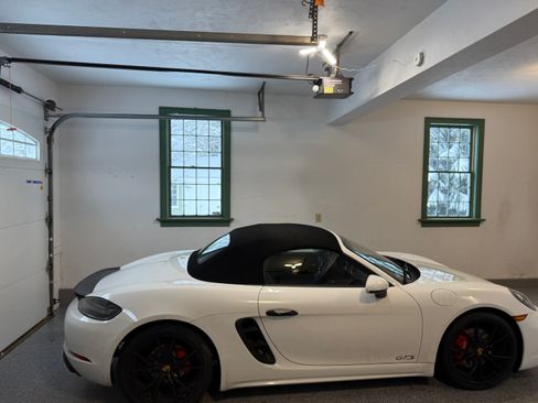 Used 2019 Porsche 718 Boxster GTS RWD image 5