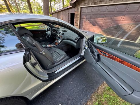 Used 2003 Mercedes-Benz SL 55 AMG image 4