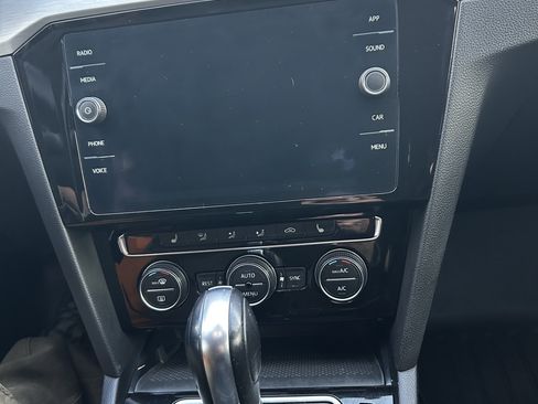 Used 2019 Volkswagen Arteon SE image 11