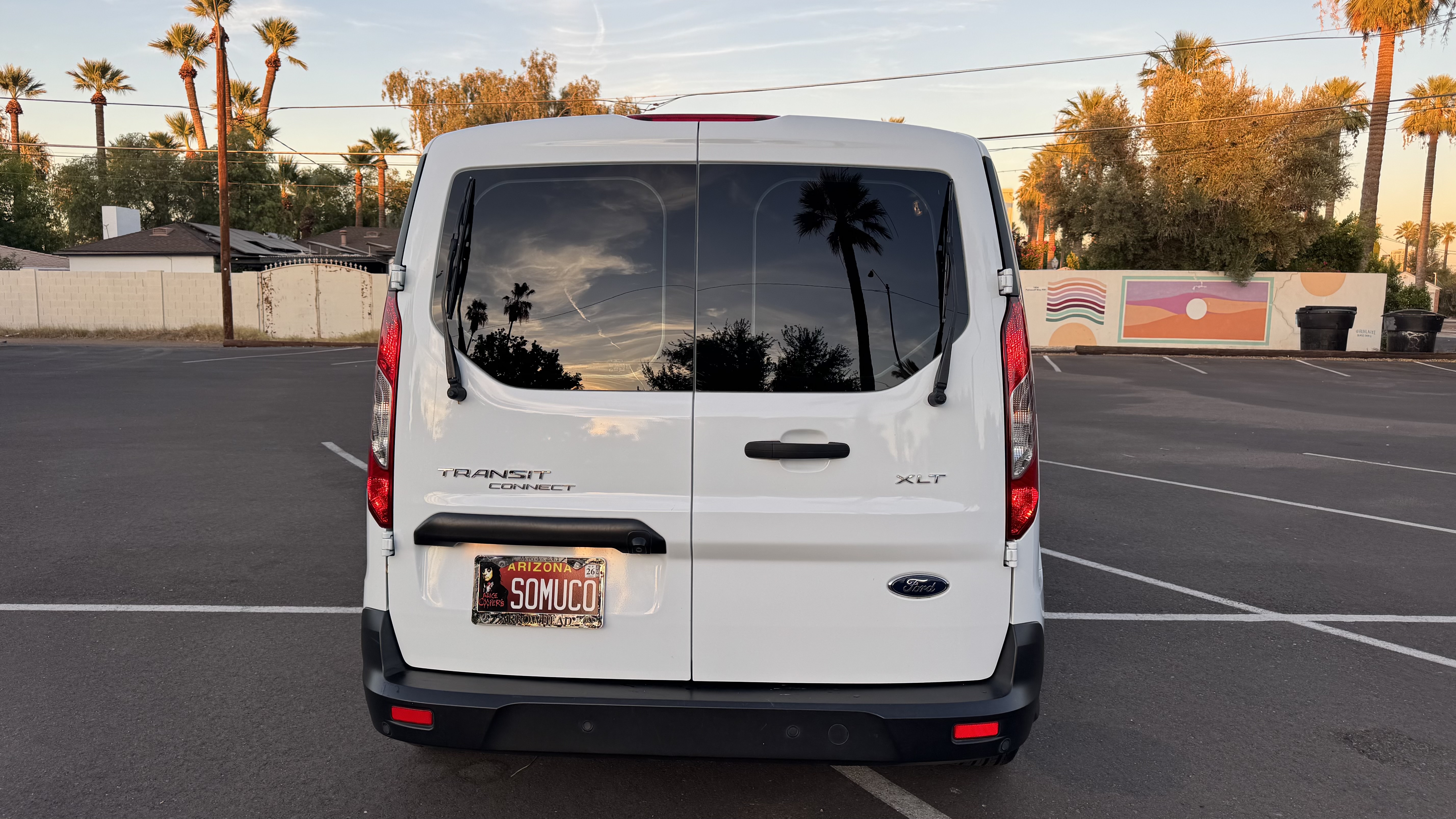 Used 2020 Ford Transit Connect XLT FWD image 4