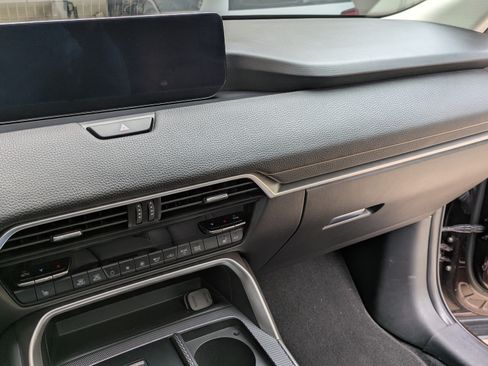 Used 2024 MAZDA CX-90 Plug-In Hybrid w/ Premium Pkg image 27