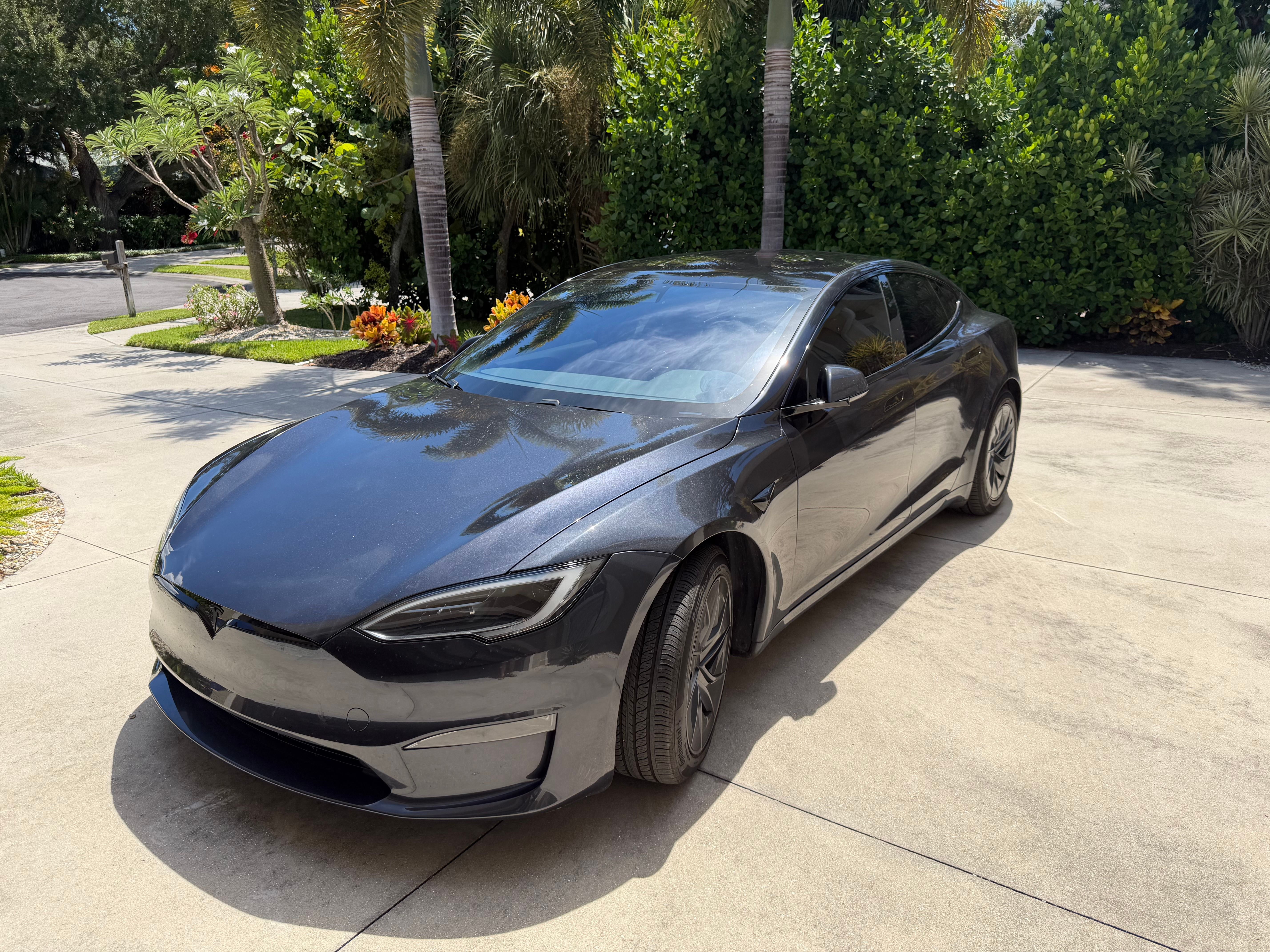 Used 2026 Tesla Model S AWD/4WD image 1