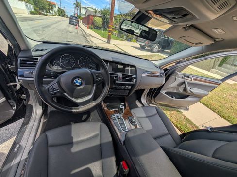 Used 2017 BMW X3 sDrive28i RWD image 8