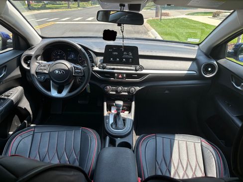 Used 2021 Kia Forte LXS image 9