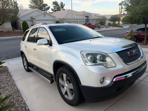 Used 2012 GMC Acadia SLT FWD image 18