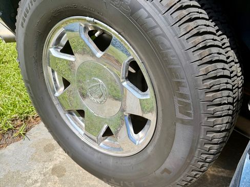 Used 2004 Cadillac Escalade 2WD image 21