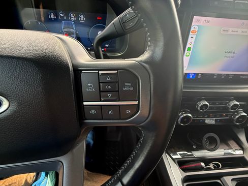 Used 2023 Ford F250 Lariat w/ Lariat Ultimate Package AWD/4WD image 20