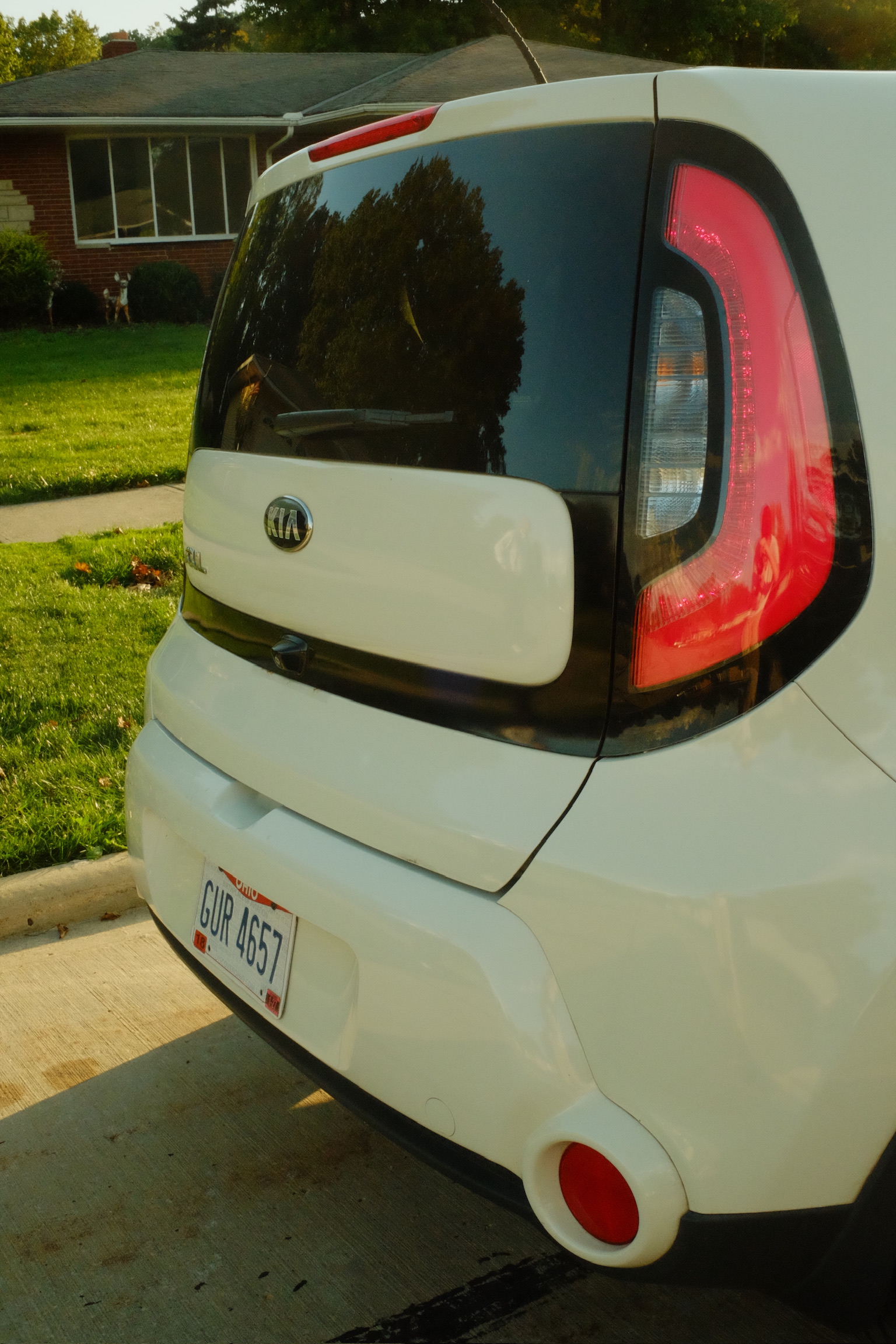 Used 2015 Kia Soul ! w/ Sun & Sound Package FWD image 16