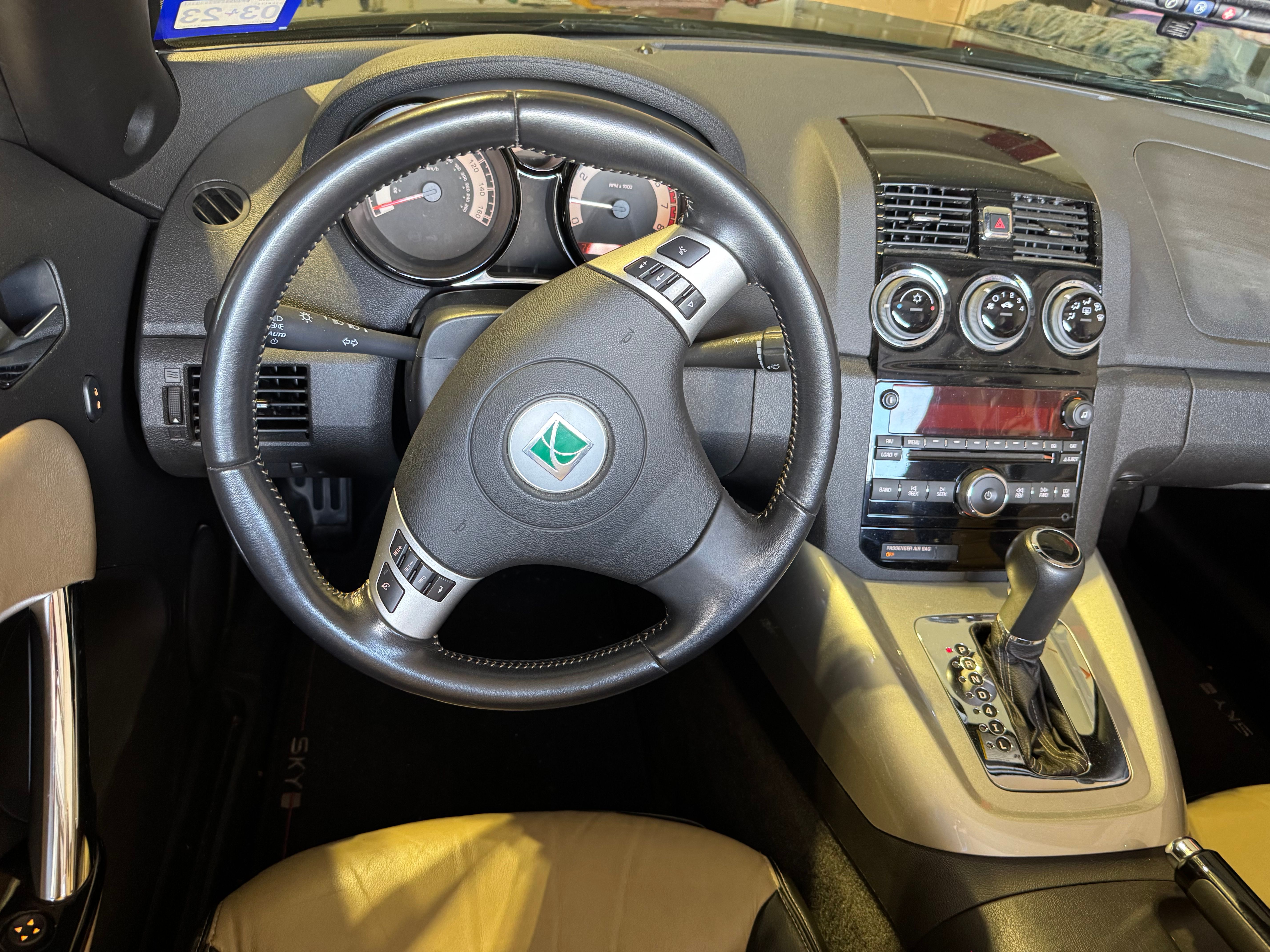Used 2008 Saturn Sky Red Line RWD image 5