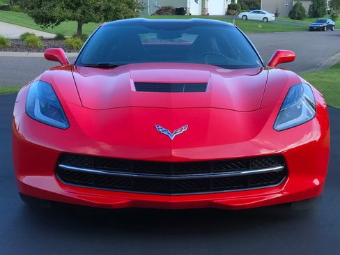 Used 2015 Chevrolet Corvette Stingray Z51 Coupe 2D w/ 2LT Preferred Equipment Group image 9