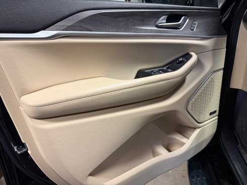 Used 2021 Jeep Grand Cherokee L Limited image 17