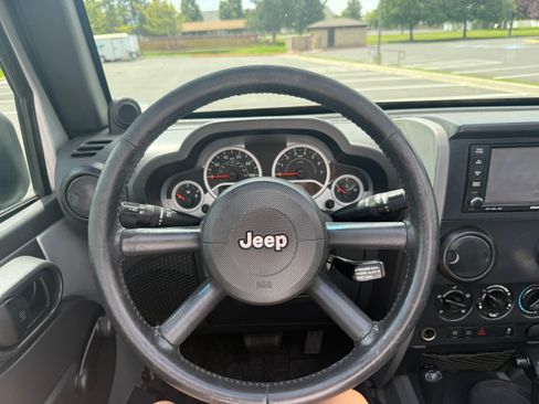 Used 2010 Jeep Wrangler Rubicon w/ Dual Top Group image 11