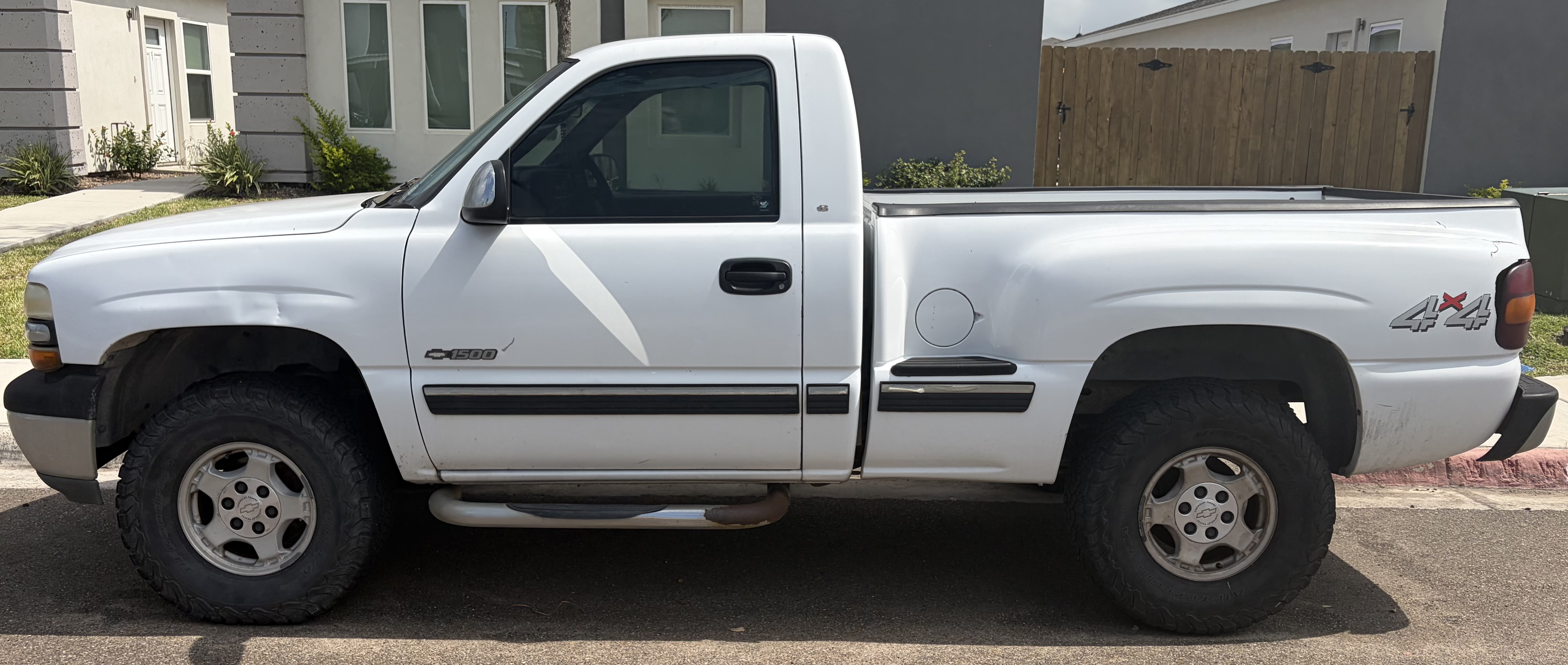 Used 2002 Chevrolet Silverado 1500 LS w/ Heavy Duty Suspension Pkg AWD/4WD image 4