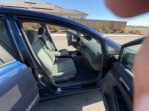 Used 2010 Honda Civic LX image 26