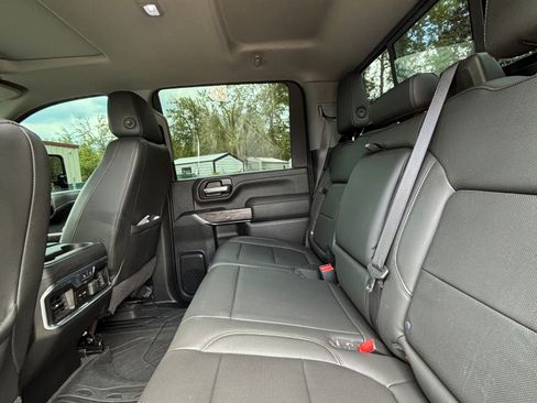 Used 2020 Chevrolet Silverado 2500 LTZ w/ LTZ Plus Package AWD/4WD image 10