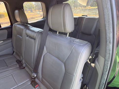 Used 2012 Honda Pilot EX-L image 10