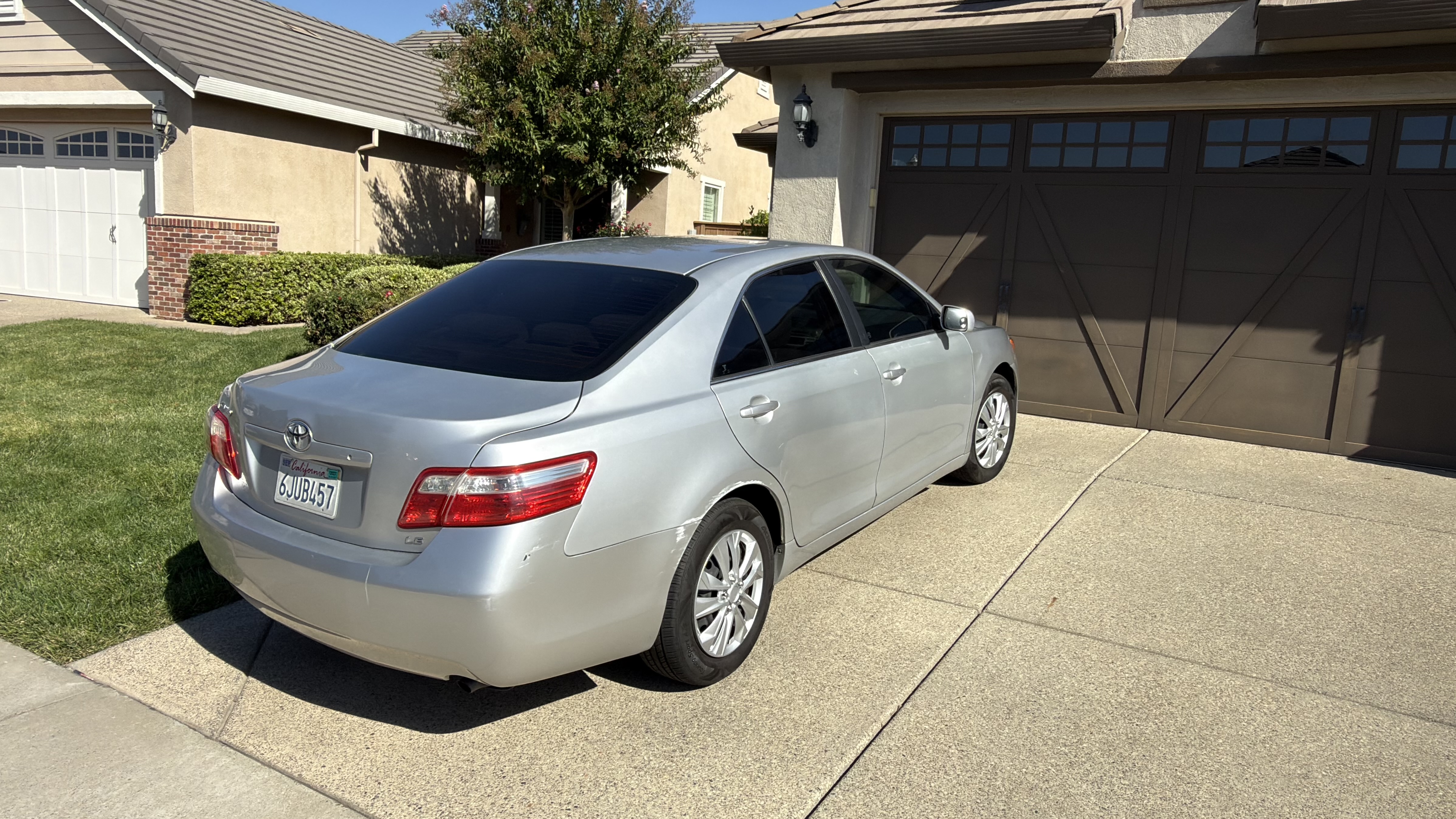 Used 2009 Toyota Camry LE FWD image 6
