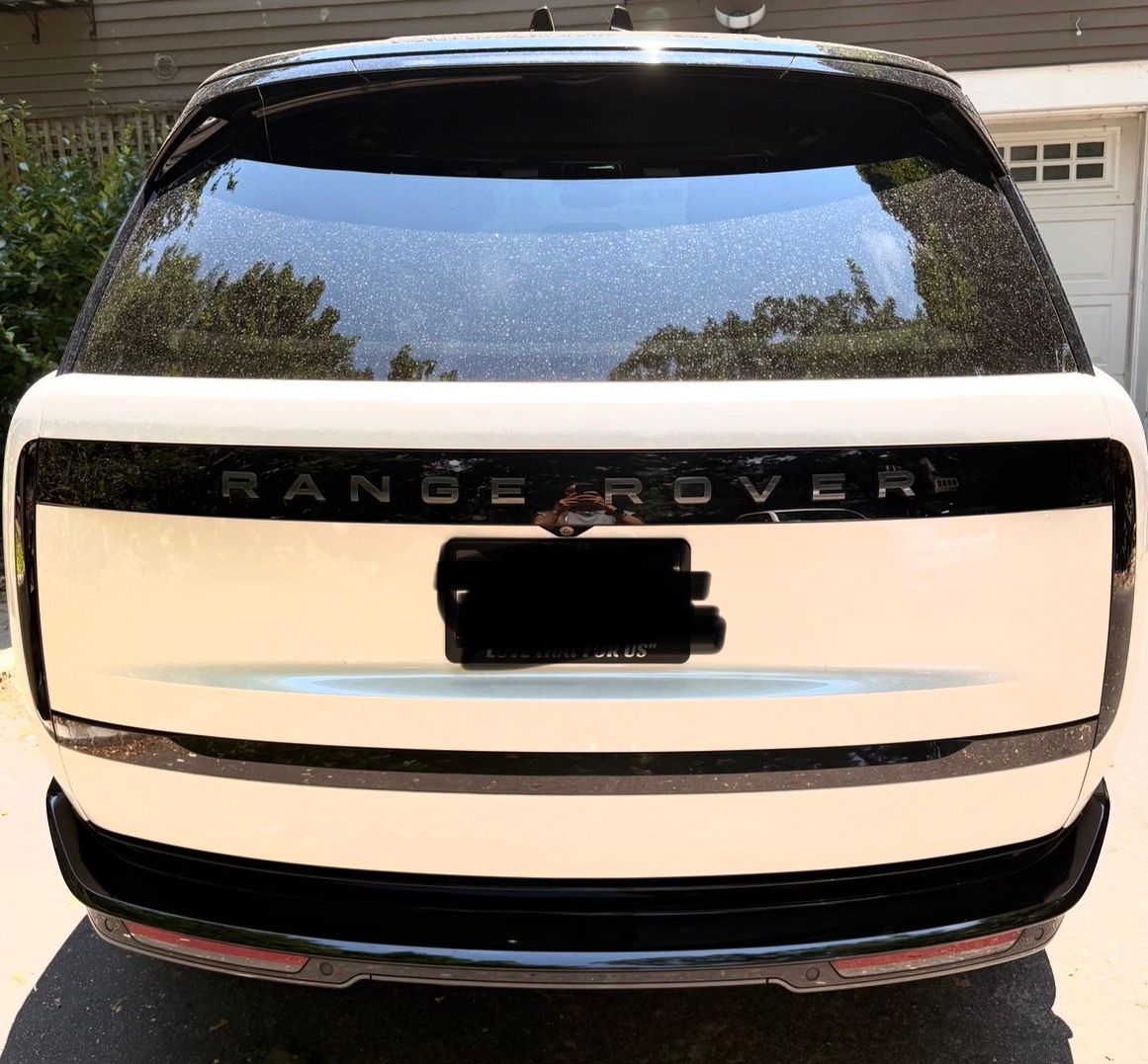 Used 2024 Land Rover Range Rover SE AWD/4WD image 8