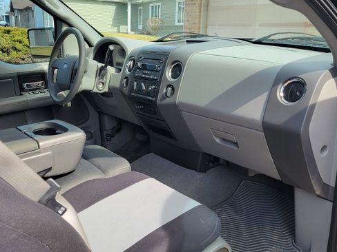 Used 2007 Ford F150 XLT image 10