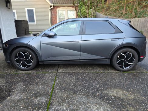 Used 2023 Hyundai Ioniq 5 SEL image 4