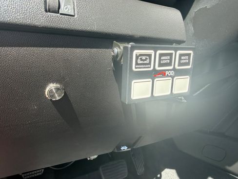 Used 2023 Chevrolet Colorado Z71 w/ Z71 Convenience Package 2 image 12