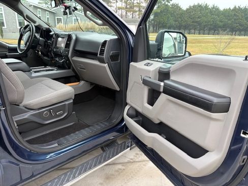Used 2018 Ford F150 XLT w/ Equipment Group 302A Luxury image 16