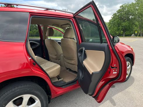 Used 2009 Toyota RAV4 4WD image 16