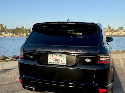 Used 2021 Land Rover Range Rover Sport HST AWD/4WD image 4