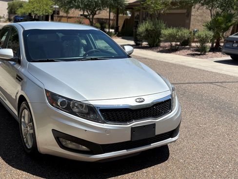 Used 2013 Kia Optima LX image 9