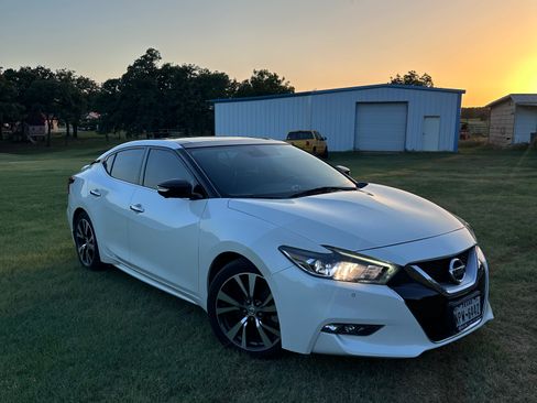 Used 2016 Nissan Maxima Platinum FWD image 5