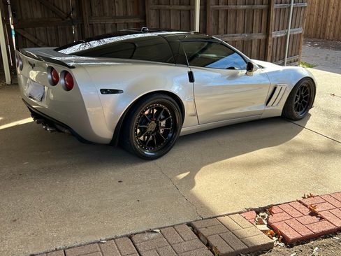 Used 2012 Chevrolet Corvette Grand Sport w/ 3LT Preferred Equipment Group image 2