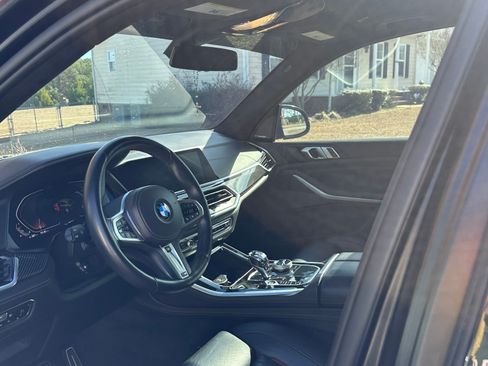 Used 2022 BMW X5 xDrive40i AWD/4WD image 5