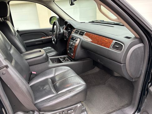 Used 2007 Chevrolet Tahoe LT w/ LT Preferred Equipment Group image 6