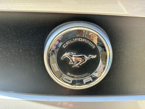Used 2012 Ford Mustang GT Premium image 22