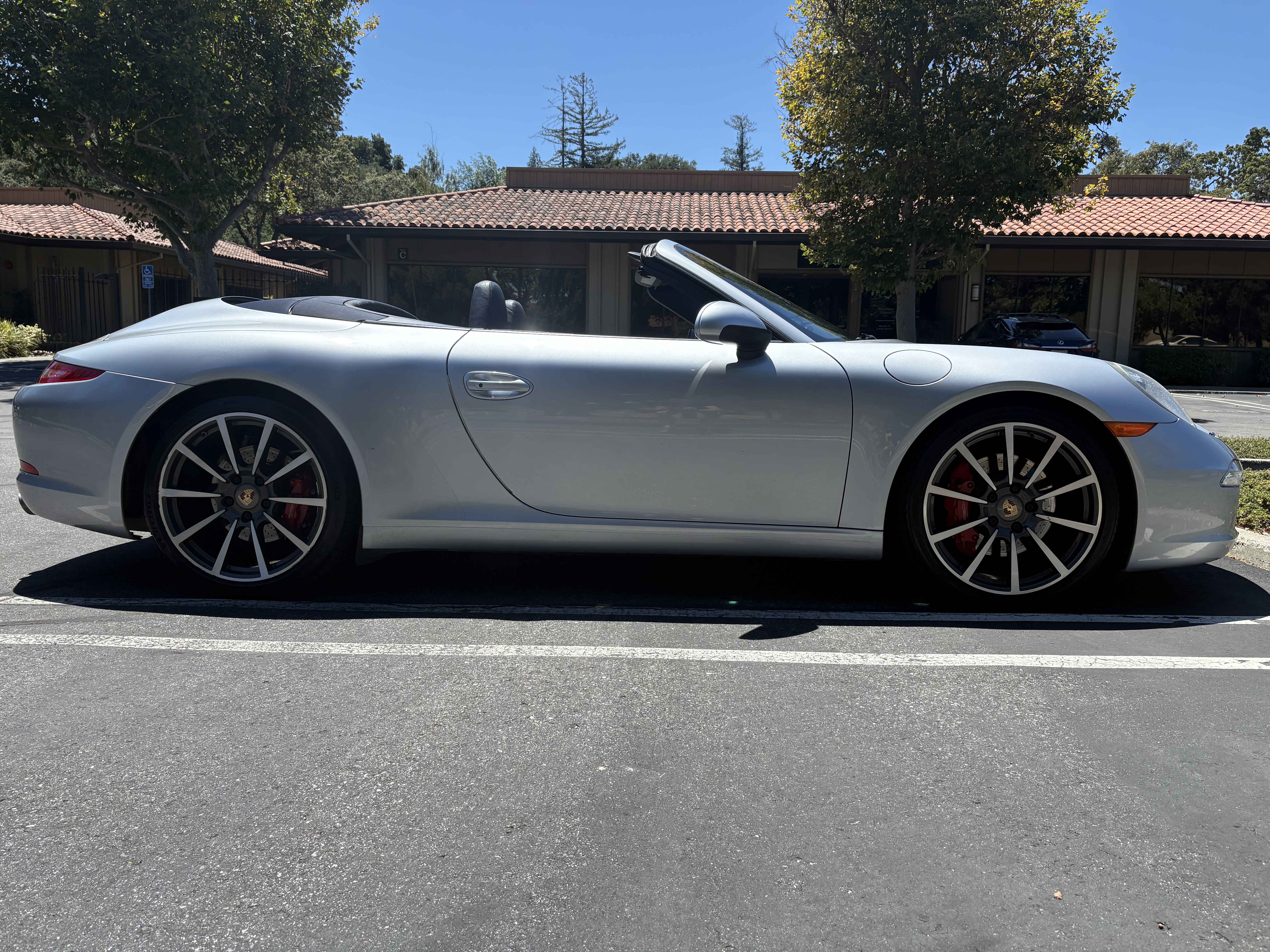 Used 2014 Porsche 911 Carrera S RWD image 4